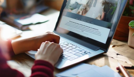 El poder del microcopy en sitios web B2B: convenciendo con cada palabra